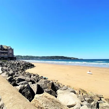 A 30 M De La Plage, Proche Commerces - Fr-1-2-440 *